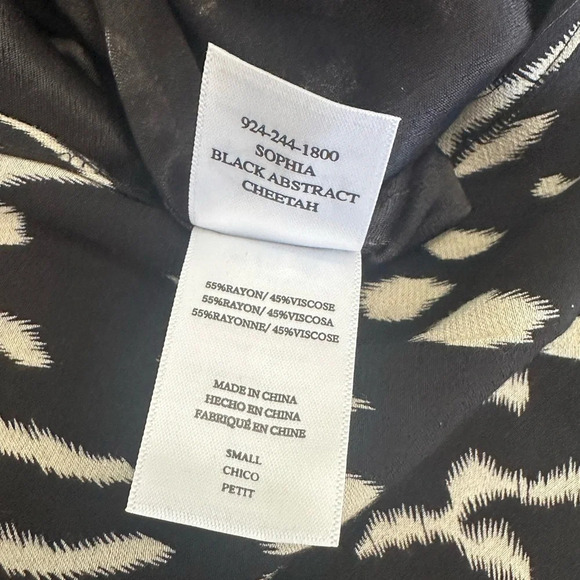 Rails Sophia Romper in Black Abstract Cheetah. Size Small. - Picture 10 of 10